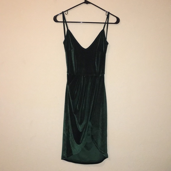 Open Back Green Velvet Asymmetrical Dress - Picture 3 of 4